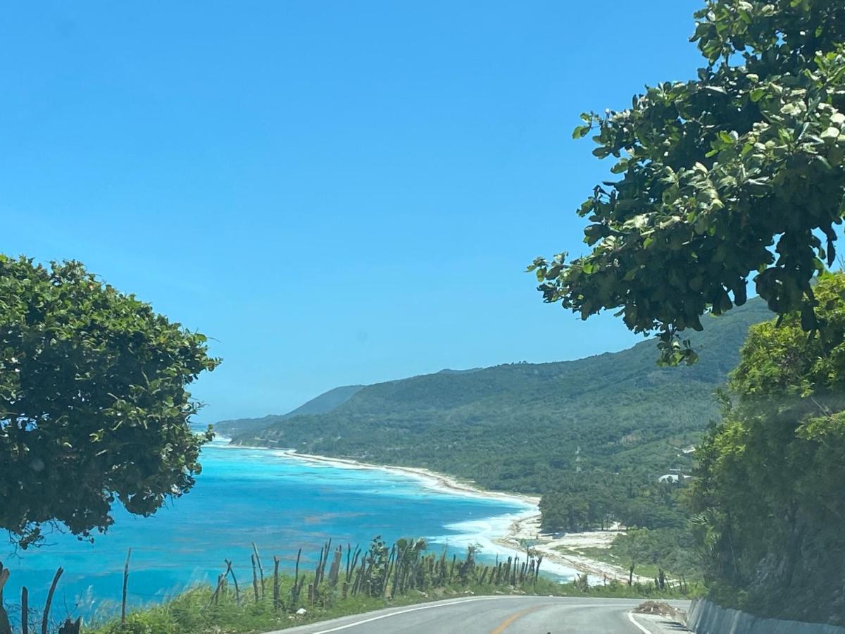 Beachfront Apartment, Quiet 4 Beds, 1 Bath, Ac, Wi-Fi, Hot Water, In Paraiso Near Los Patos Buitenkant foto