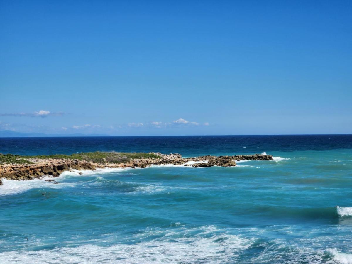 Beachfront Apartment, Quiet 4 Beds, 1 Bath, Ac, Wi-Fi, Hot Water, In Paraiso Near Los Patos Buitenkant foto