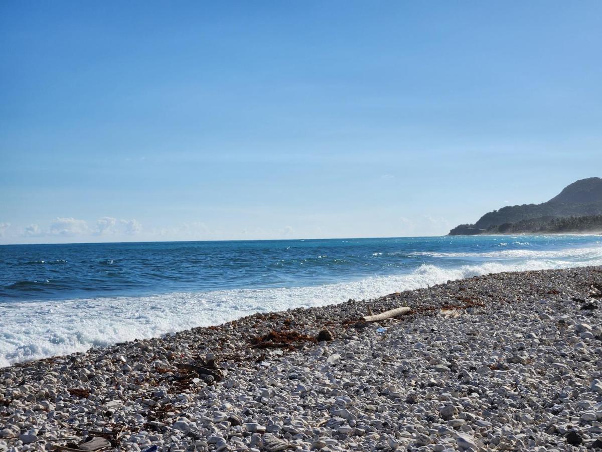 Beachfront Apartment, Quiet 4 Beds, 1 Bath, Ac, Wi-Fi, Hot Water, In Paraiso Near Los Patos Buitenkant foto