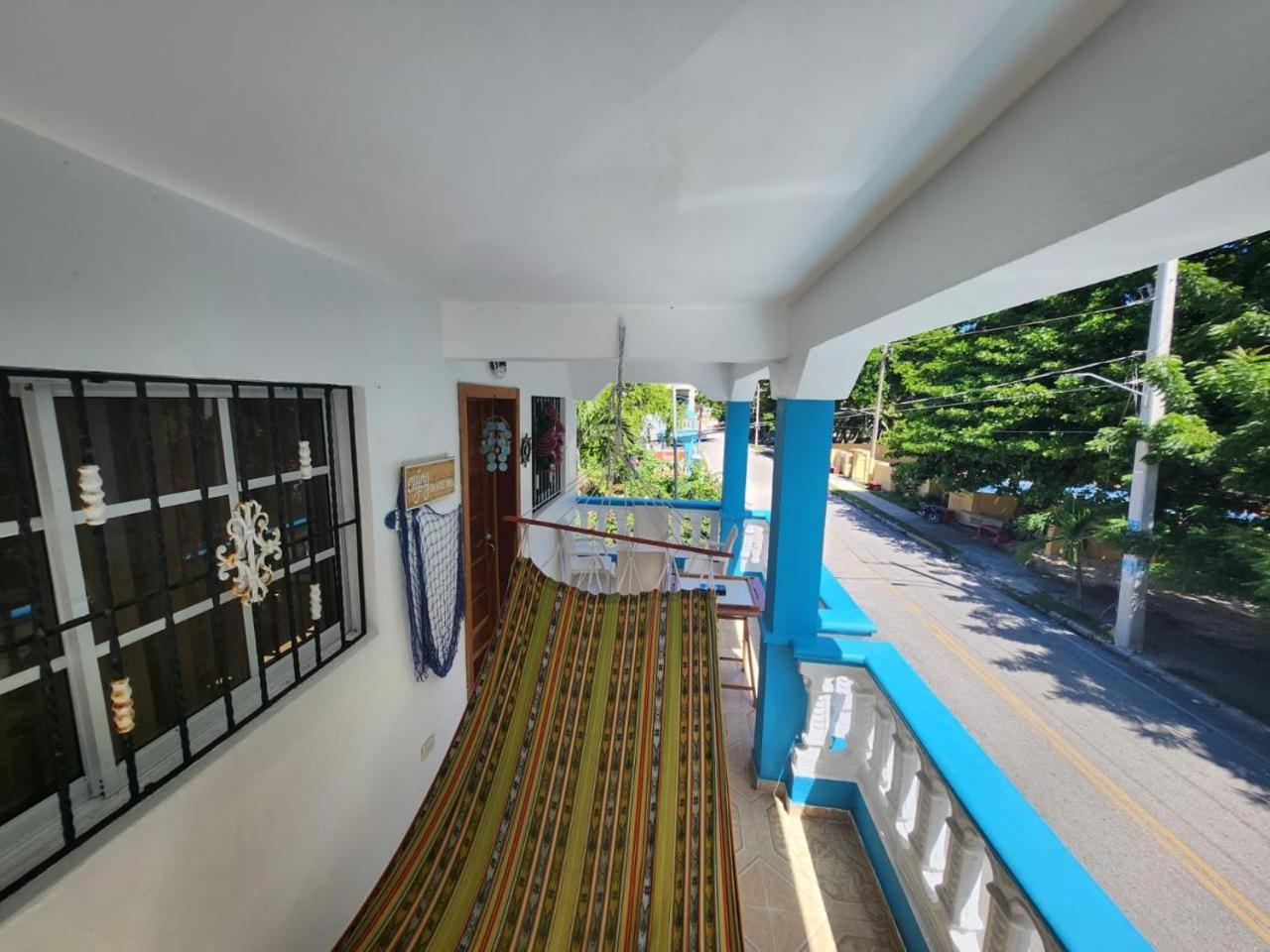 Beachfront Apartment, Quiet 4 Beds, 1 Bath, Ac, Wi-Fi, Hot Water, In Paraiso Near Los Patos Buitenkant foto